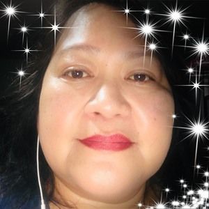 Meet your Posher, Mona